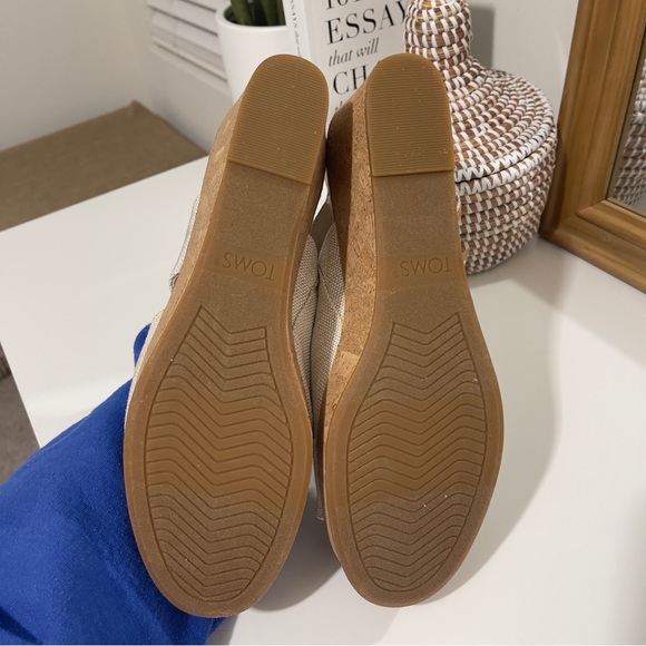 nwt TOMS women’s Claudine cork wedge white sandals heels vacation 9 - Picture 8 of 8